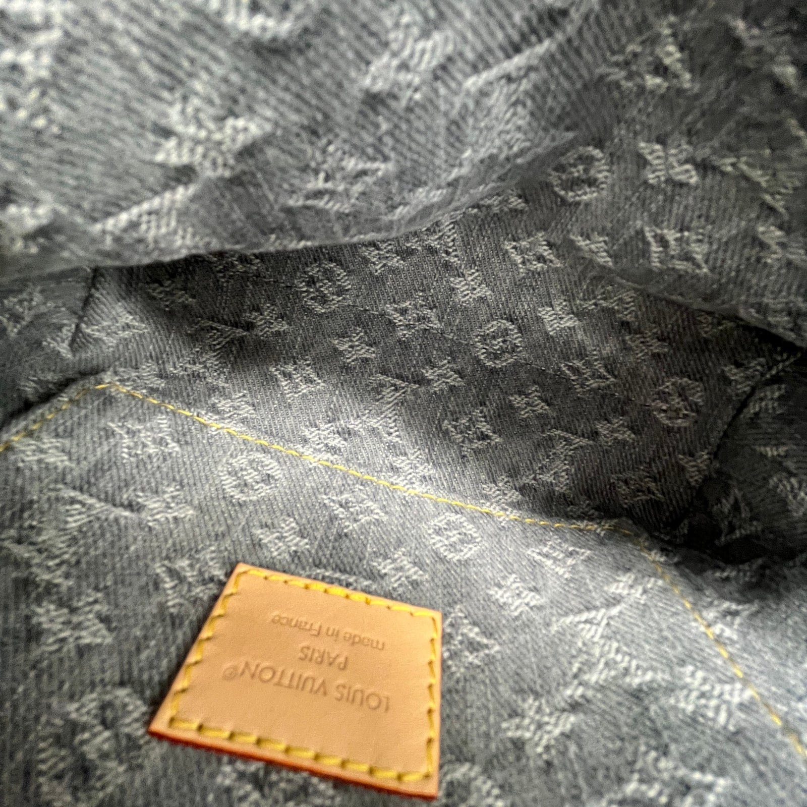 Women's Monogram Pochette Cosmétique Pouch Grey - Photo 12