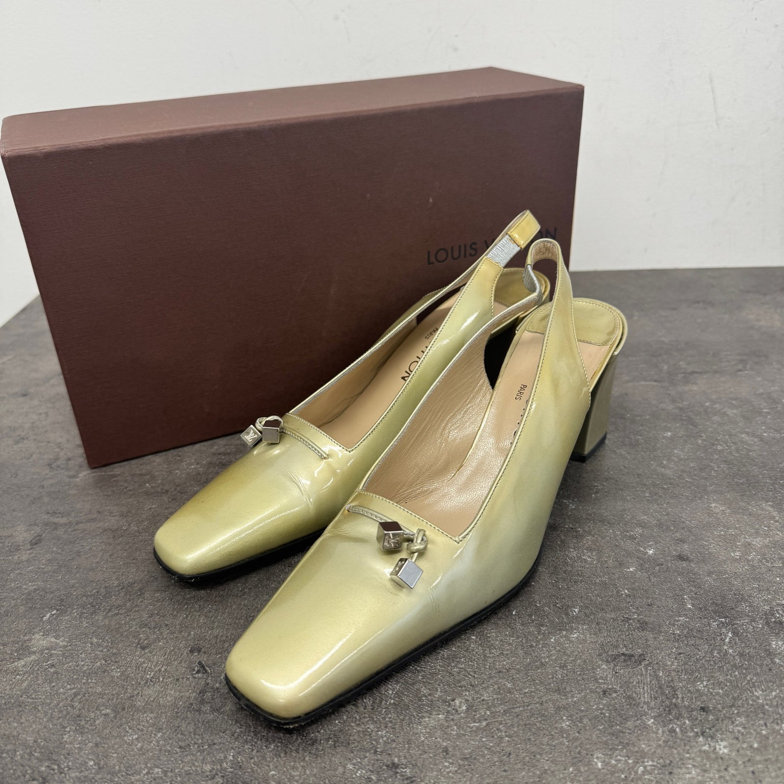 Women's Vernis Heels Gold Size EU 37 / UK 4 - Photo 12