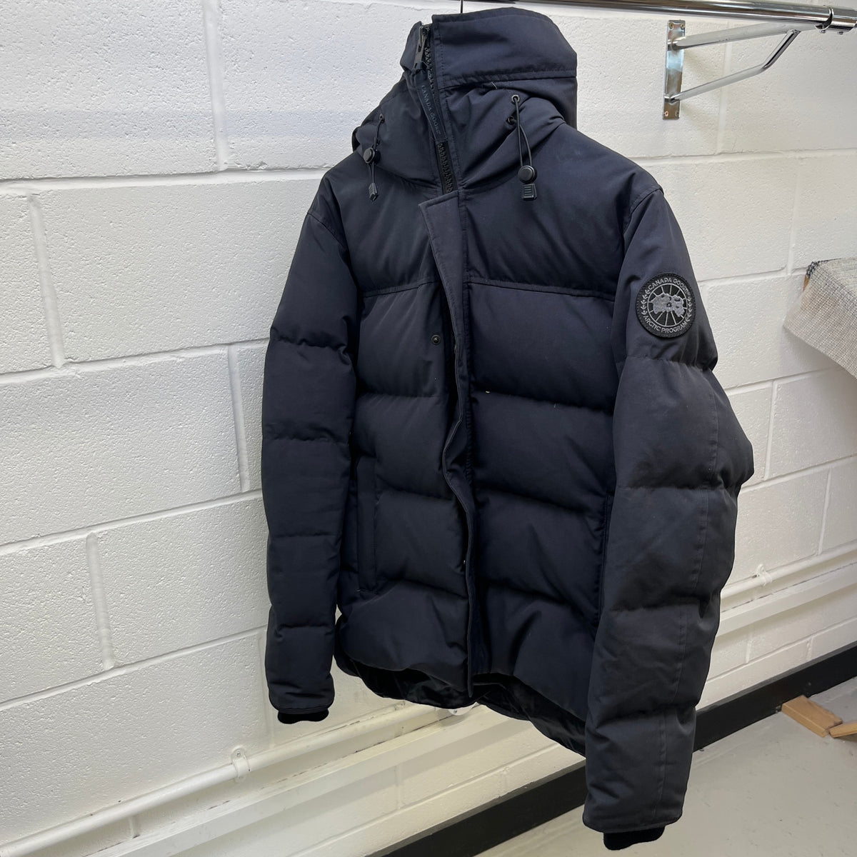 Men's MacMillan Down Jacket Navy Size L - Photo 8