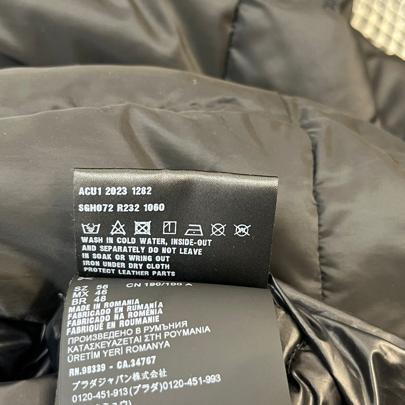 Men's Plaque Logo Down Jacket Black Size 3XL