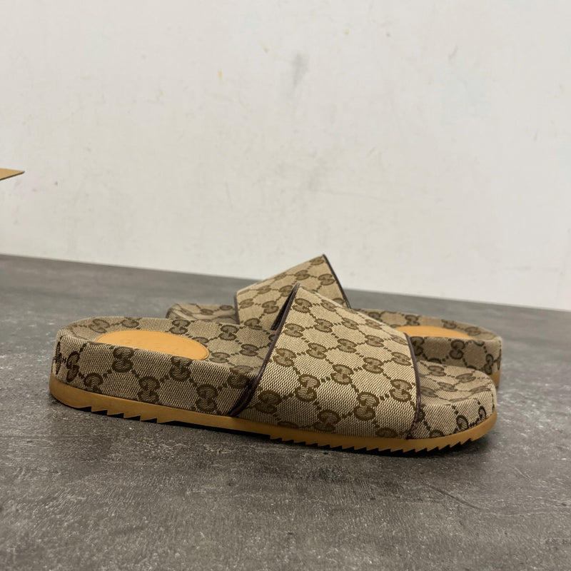 Men's GG Canvas Slides Beige Size UK 7 / EU 41