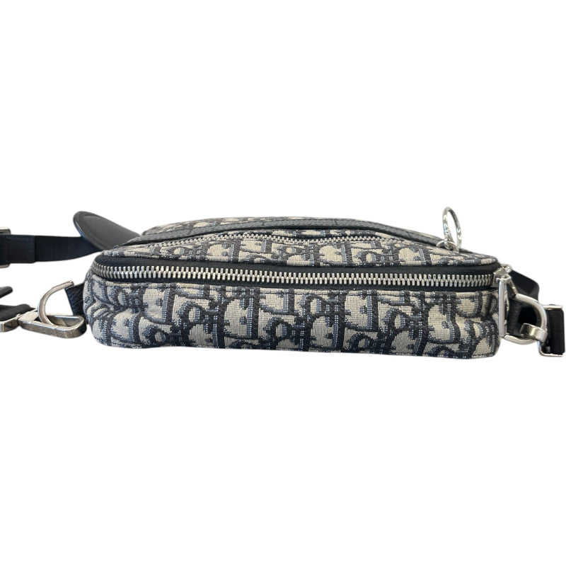 Men's Oblique Safari Messenger Bag Navy