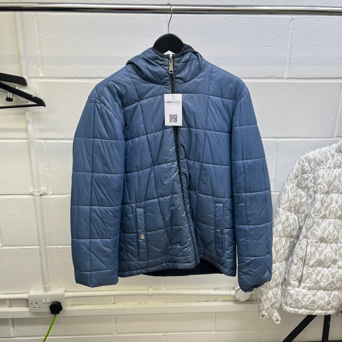 Men's Plaque Logo Nylon Reversible Down Jacket Blue Size S - Photo 11