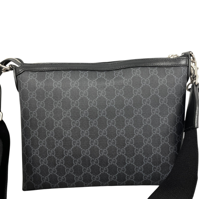 Men's Gg Supreme Crossbody Bag Black