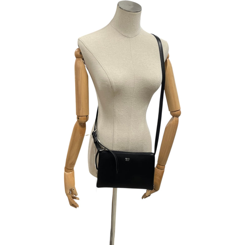 Women's Roma Pochette Pouch Black