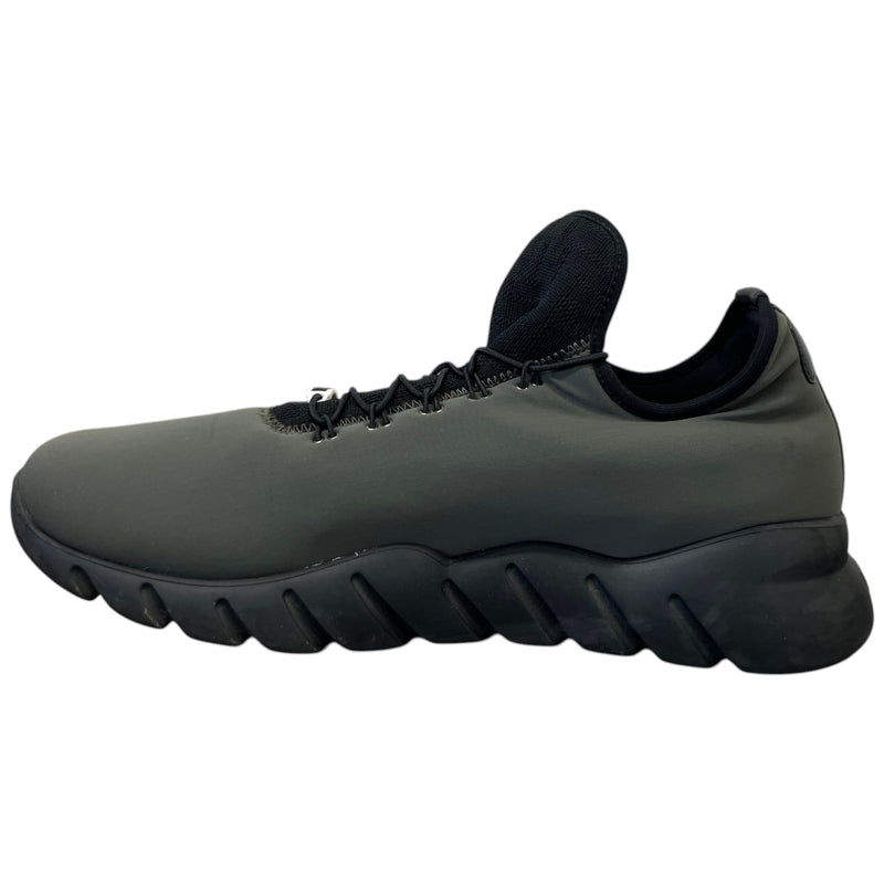 Men's Flow Low Trainers Black Size UK 7 / EU 41