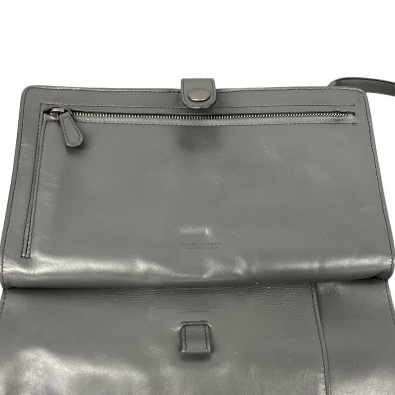 Men's Intrecciato Woven Clutch Charcoal