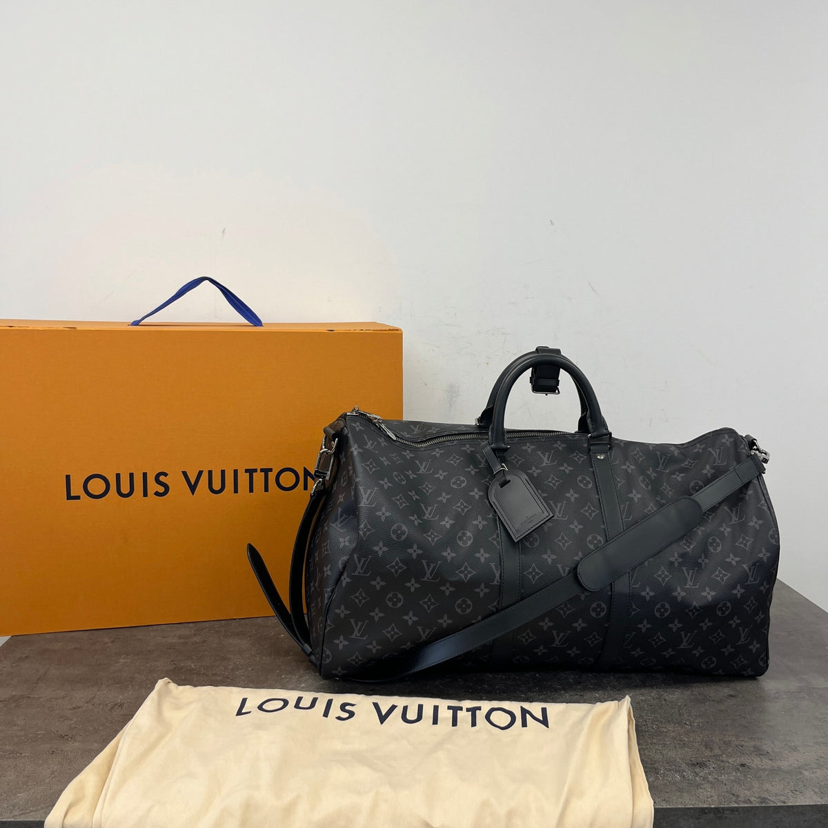Men's Monogram Eclipse Keepall Bandoulière 55 Travel Bag Charcoal - Photo 11
