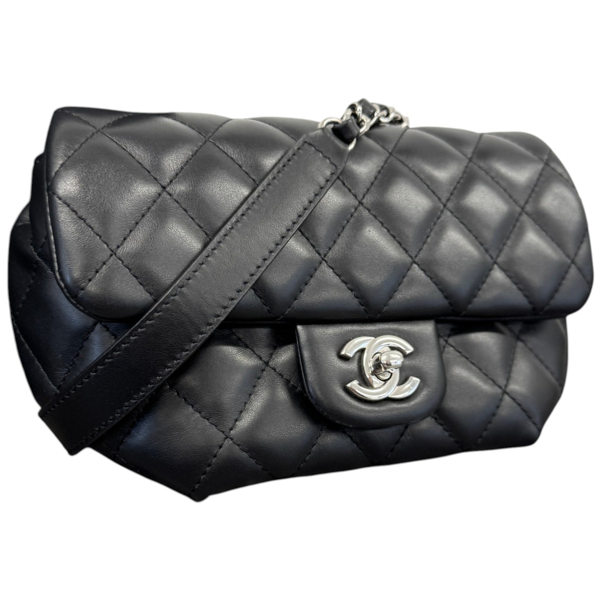 Women's Quilted CC Belt Bag Black - Photo 4