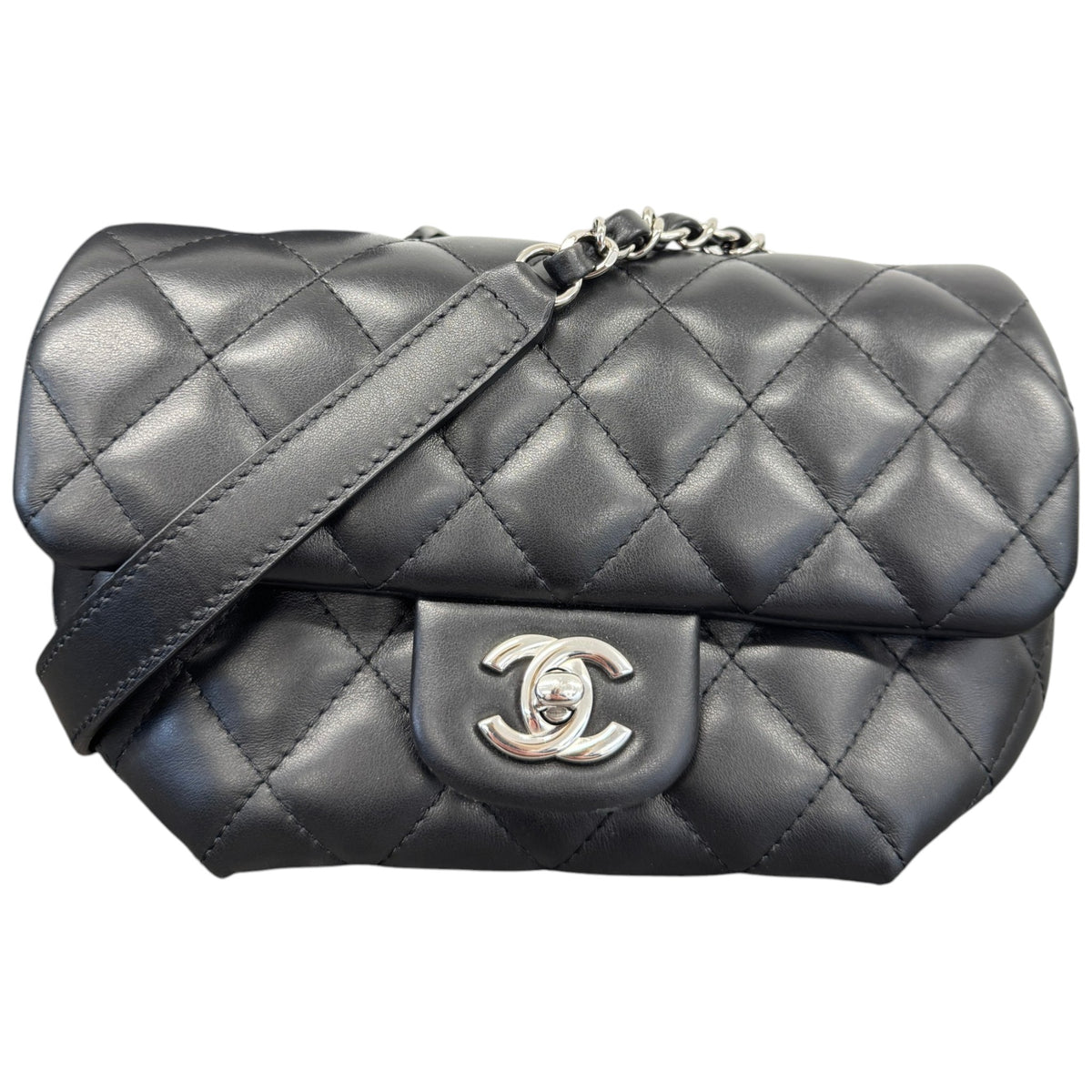 Women's Quilted CC Belt Bag Black - Photo 8