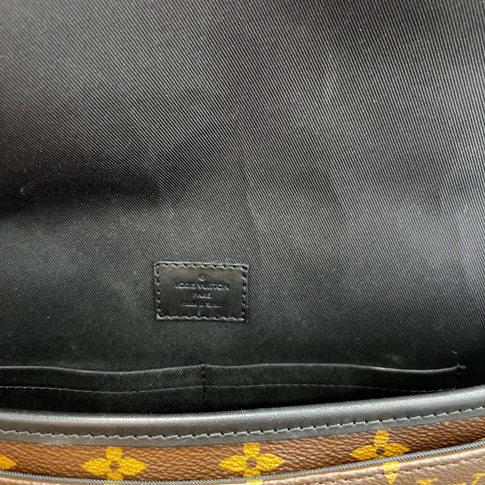 Men's Monogram Macassar Magnetic Messenger Bag Brown - Photo 10