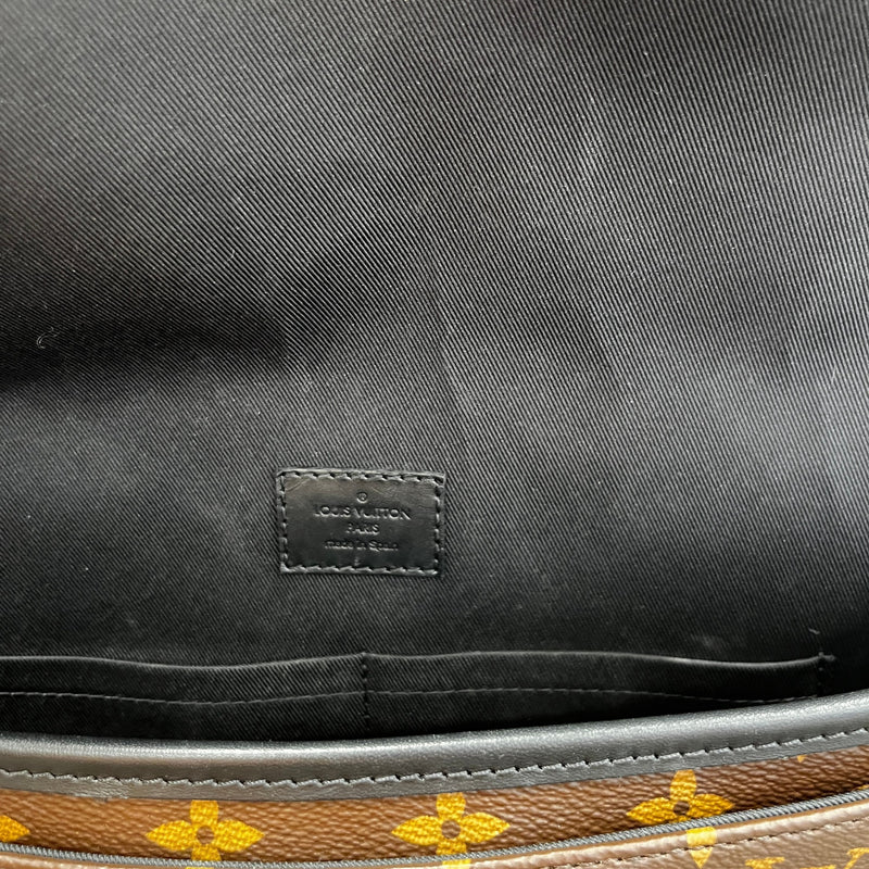 Men's Monogram Macassar Magnetic Messenger Bag Brown