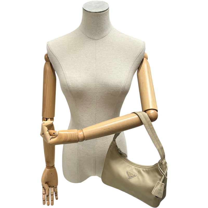 Women's Re-Edition 2000 Re-Nylon Handbag Beige