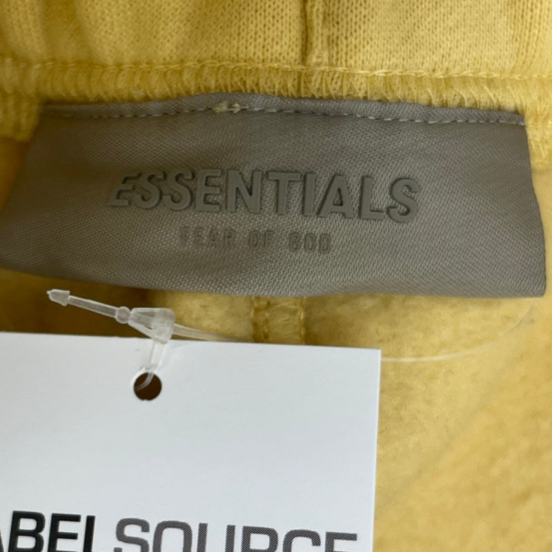 Men's Logo Patch Shorts Yellow Size M / W32