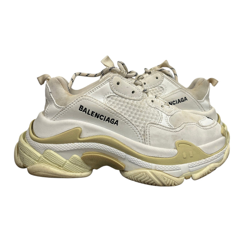 Women's Triple S Low Trainers White Size EU 36 / UK 3