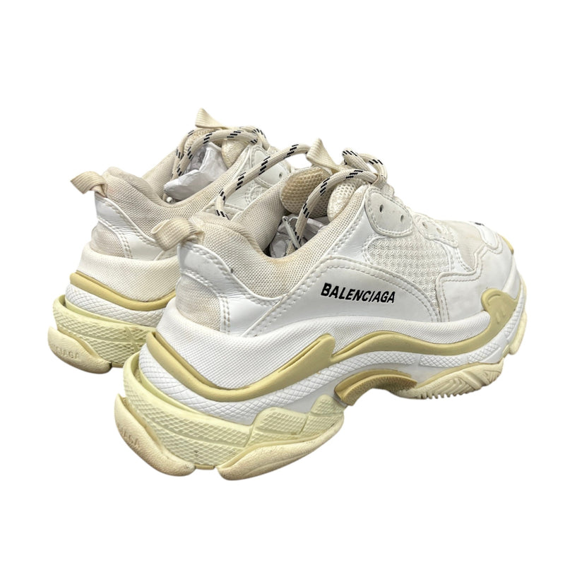 Women's Triple S Low Trainers White Size EU 36 / UK 3