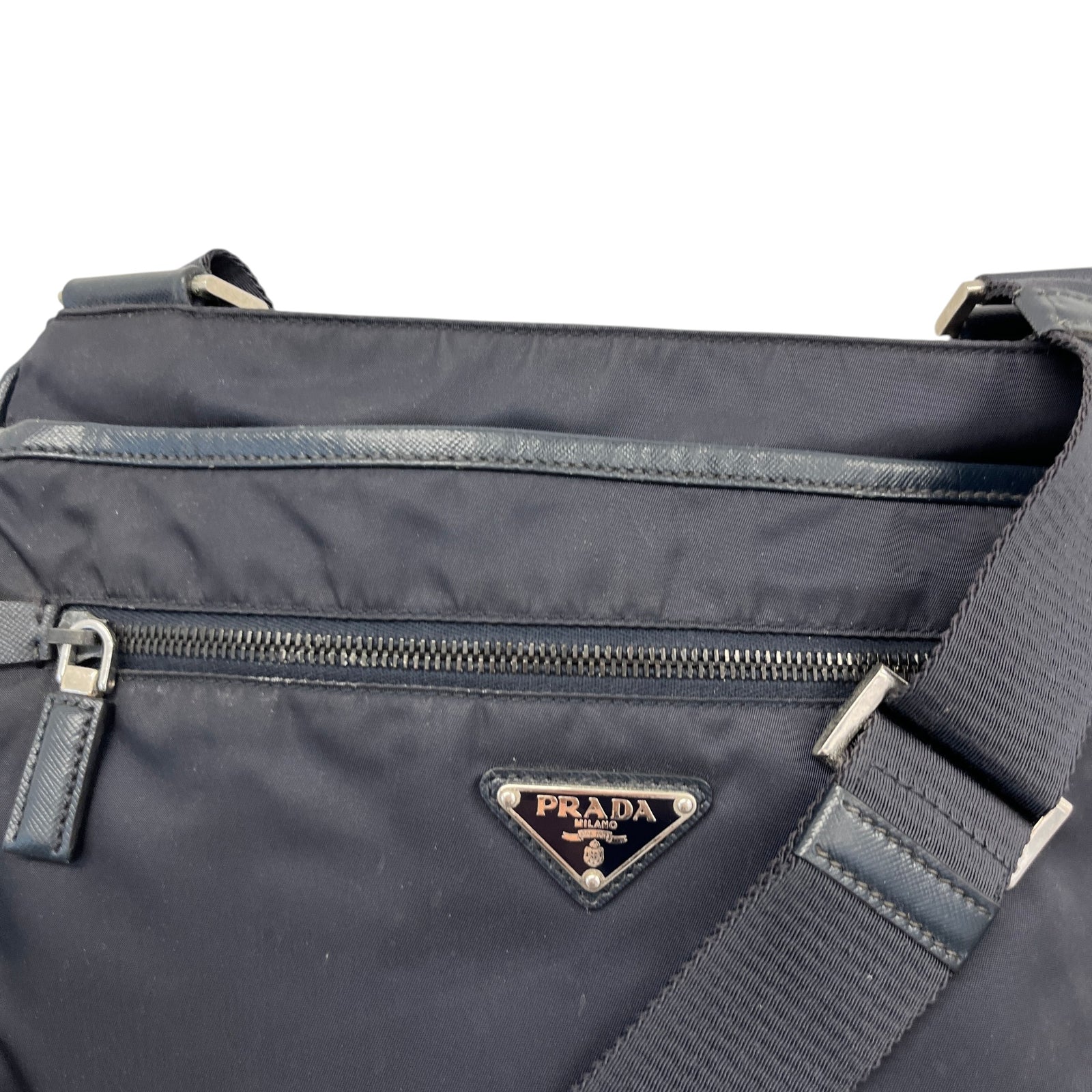 Men's Re-Nylon Plaque Logo Messenger Bag Navy - Photo 8