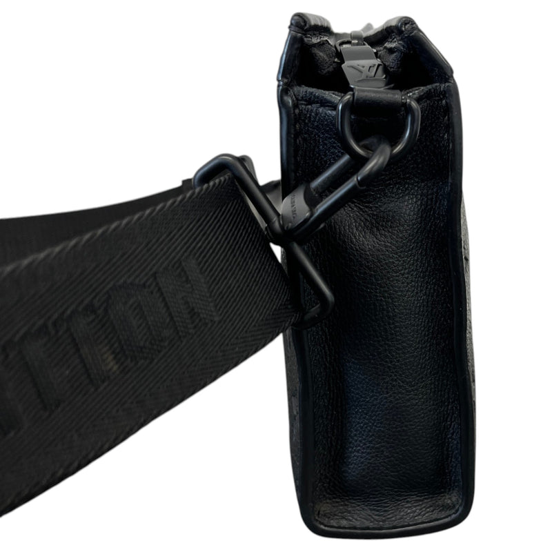 Men's Monogram Shadow Gaston Wearable Wallet Messenger Bag Black