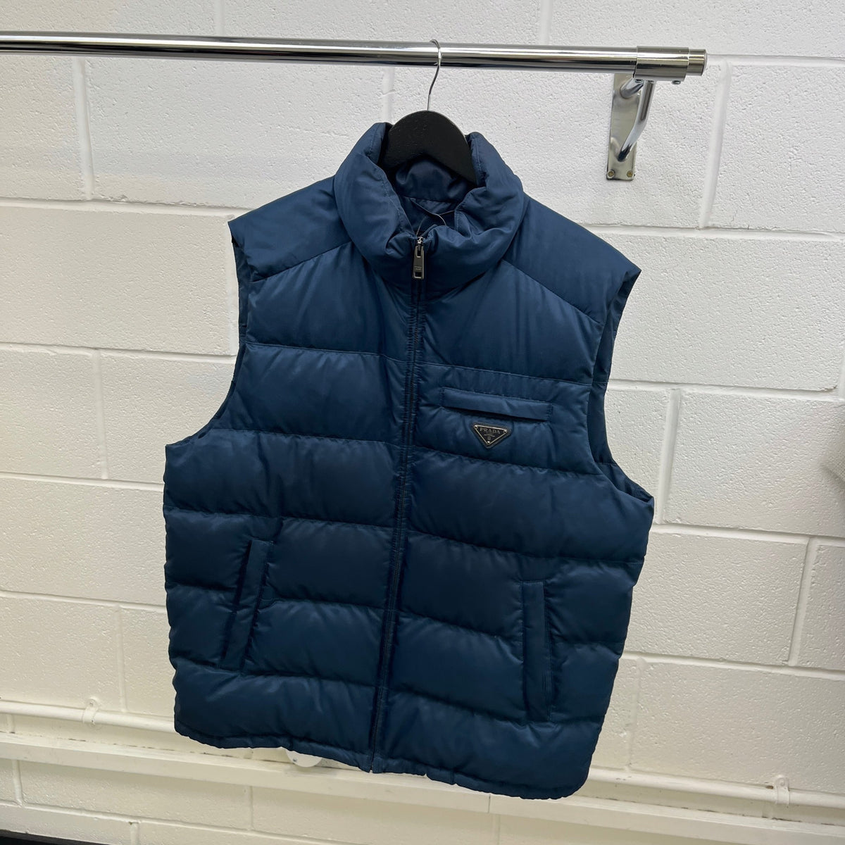Men's Plaque Logo Quilted Gilet Navy Size 3XL - Photo 9