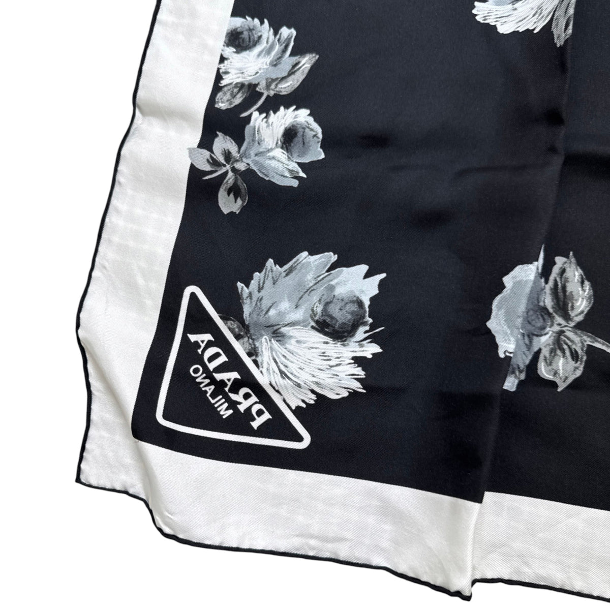 Women's Hawaiian Floral Scarf Black - Photo 4