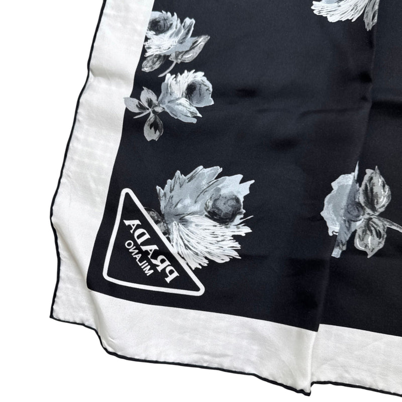 Women's Hawaiian Floral Scarf Black