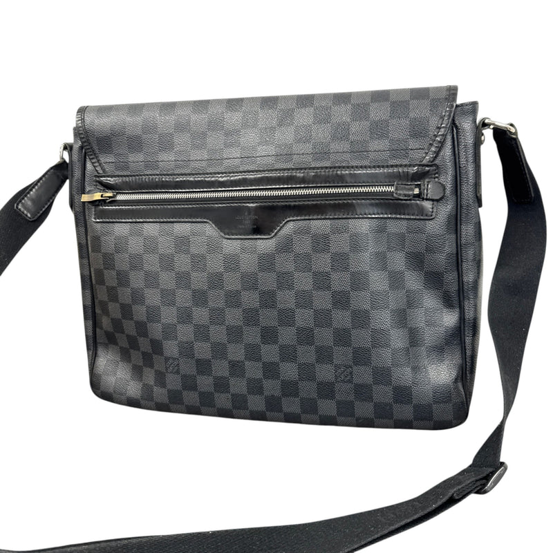 Men's Damier Graphite Daniel MM Messenger Bag Black