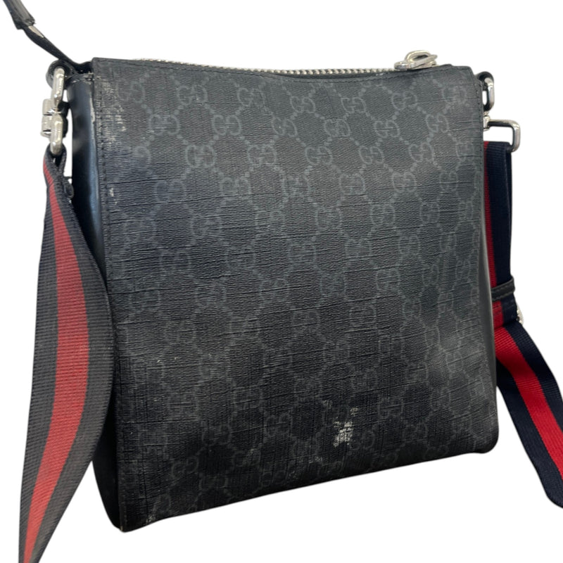 Men's Gg Supreme Messenger Bag Black