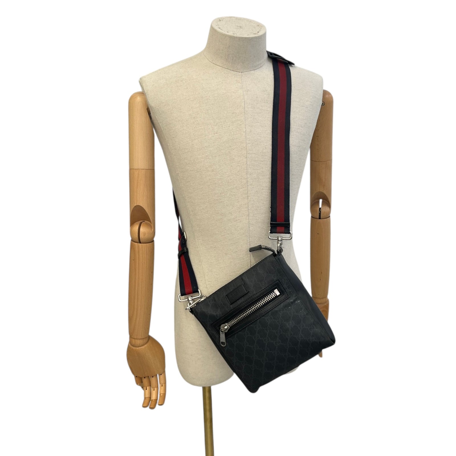 Men's Gg Supreme Messenger Bag Black - Photo 2