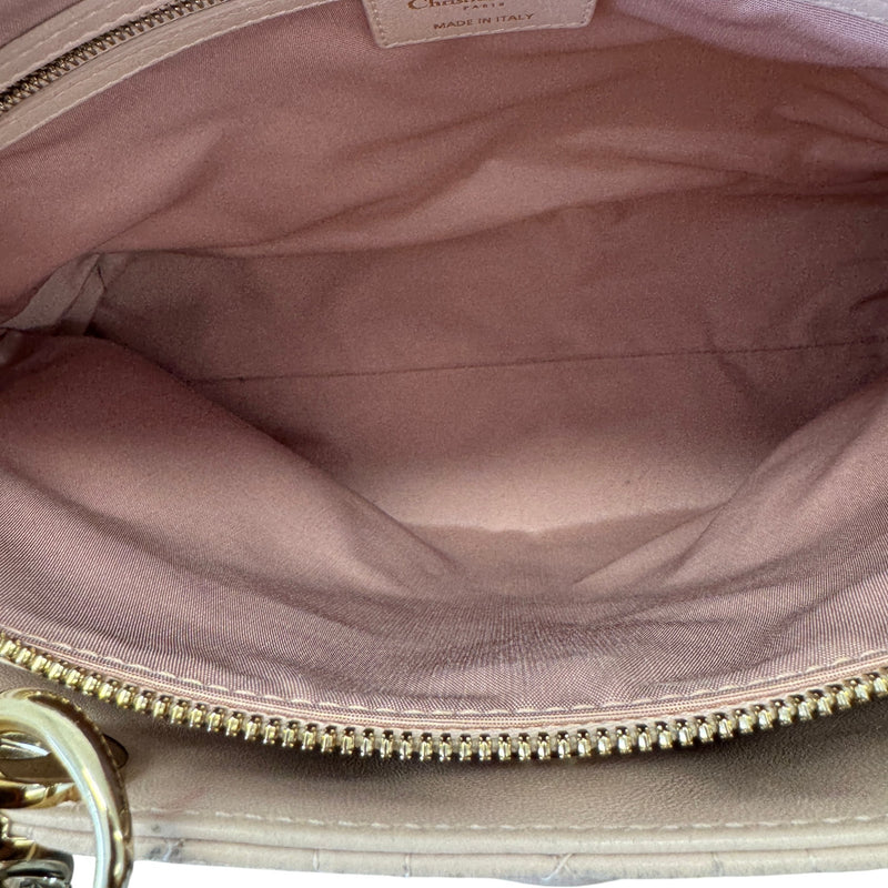 Women's Cannage Quilted Medium Shopping Tote Bag Pink