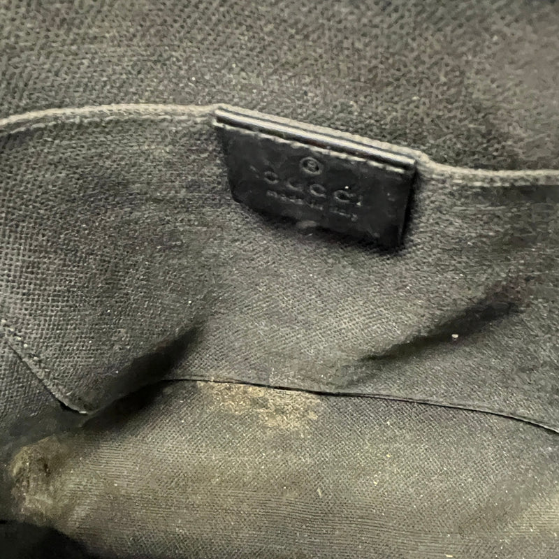 Men's Gg Supreme Messenger Bag Black