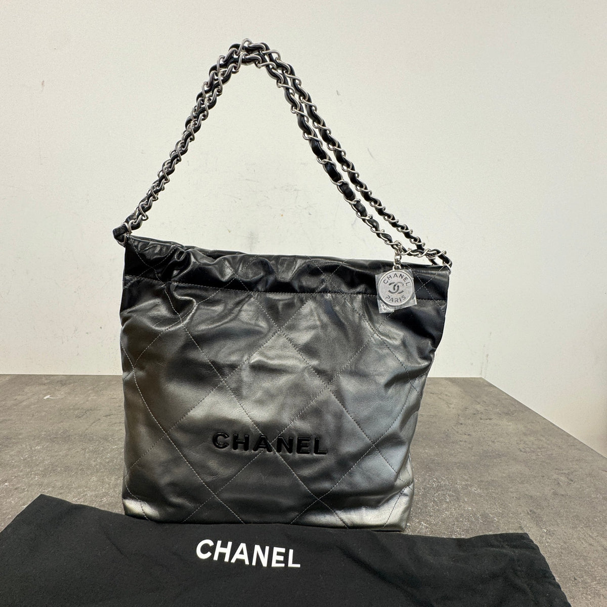 Women's 22 Calfskin Metallic Handbag Silver - Photo 16