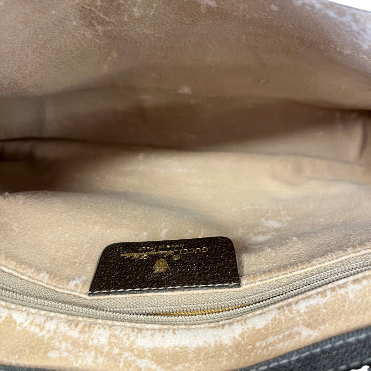 Women's GG Supreme Clutch Beige - Photo 11