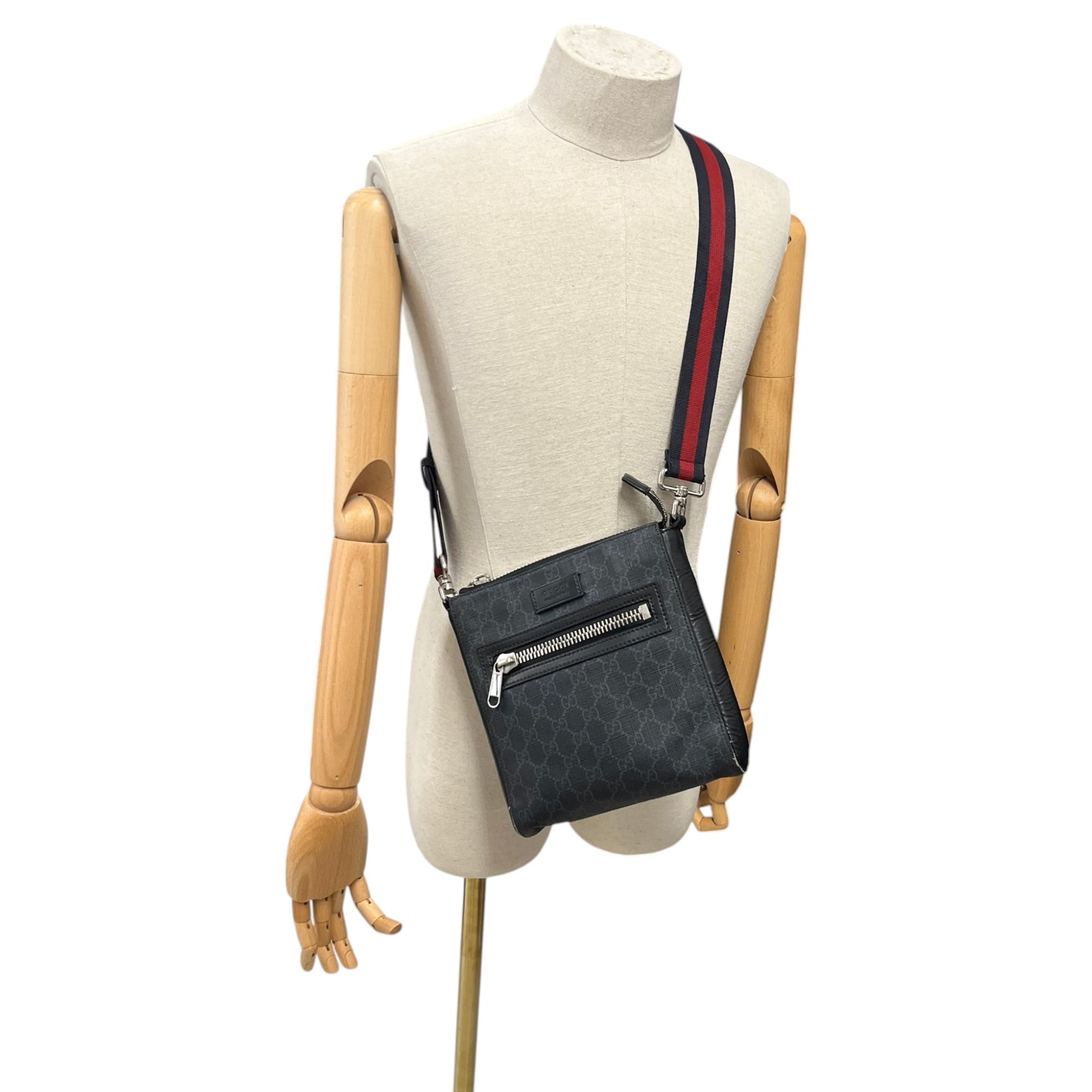 Men's Gg Supreme Messenger Bag Black - Photo 2