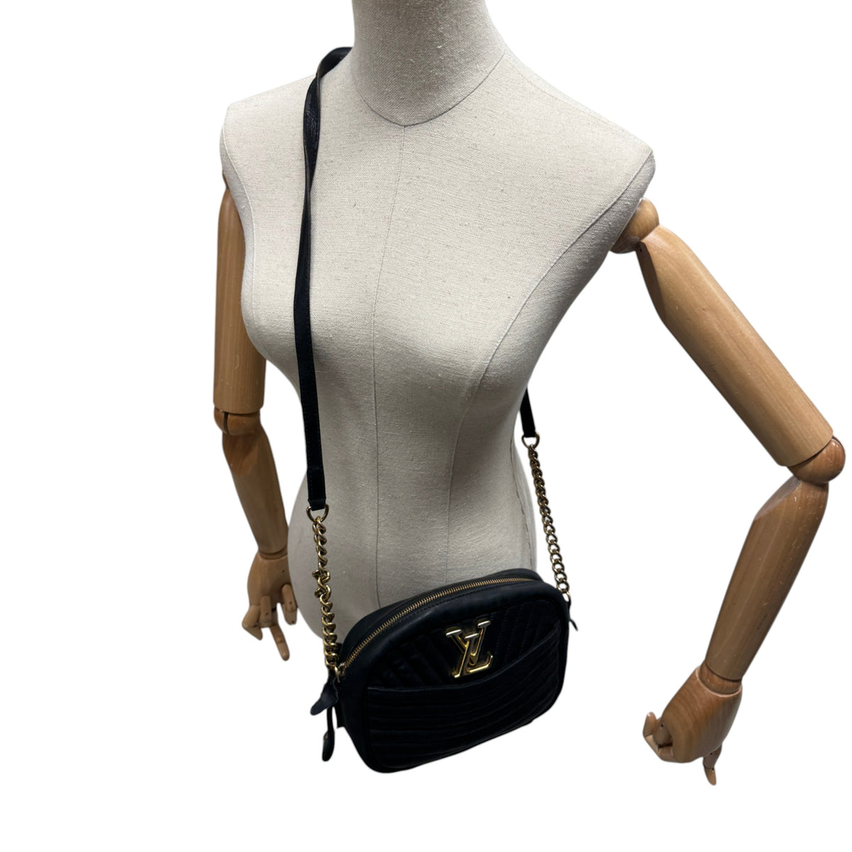Women's New Wave Camera Crossbody Bag Black - Photo 2
