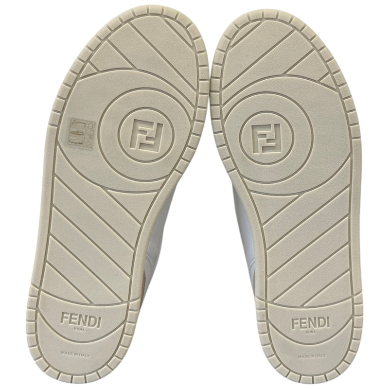 Men's Embossed Logo Low Trainers White Size UK 7 / EU 41
