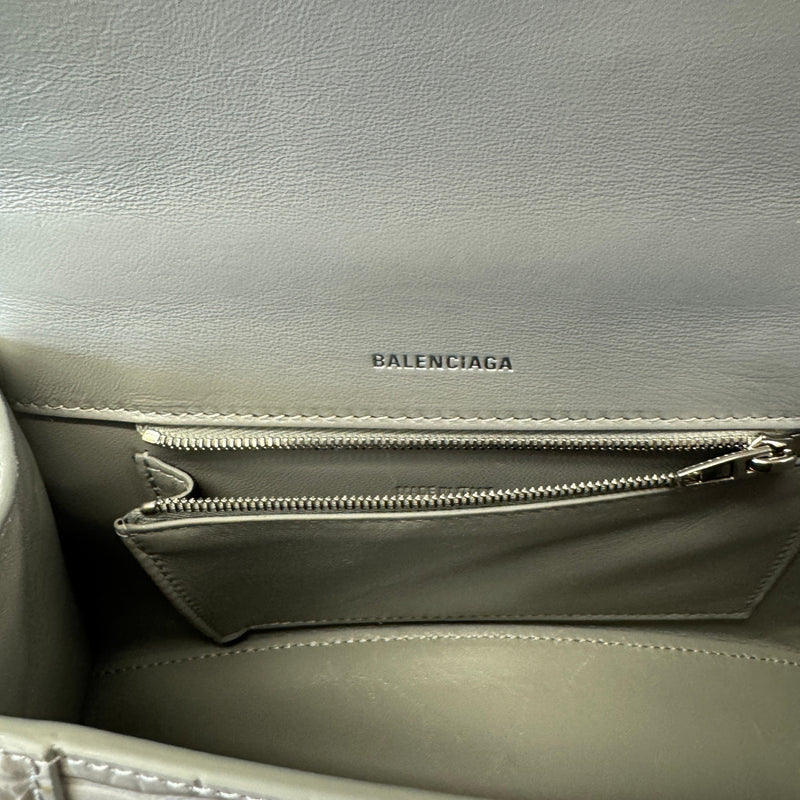 Women's Hourglass Crocodile Embossed Handbag Grey