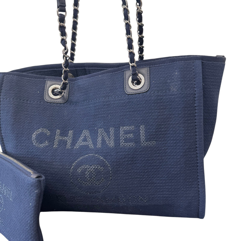 Women's Medium Deauville Tote Handbag Navy