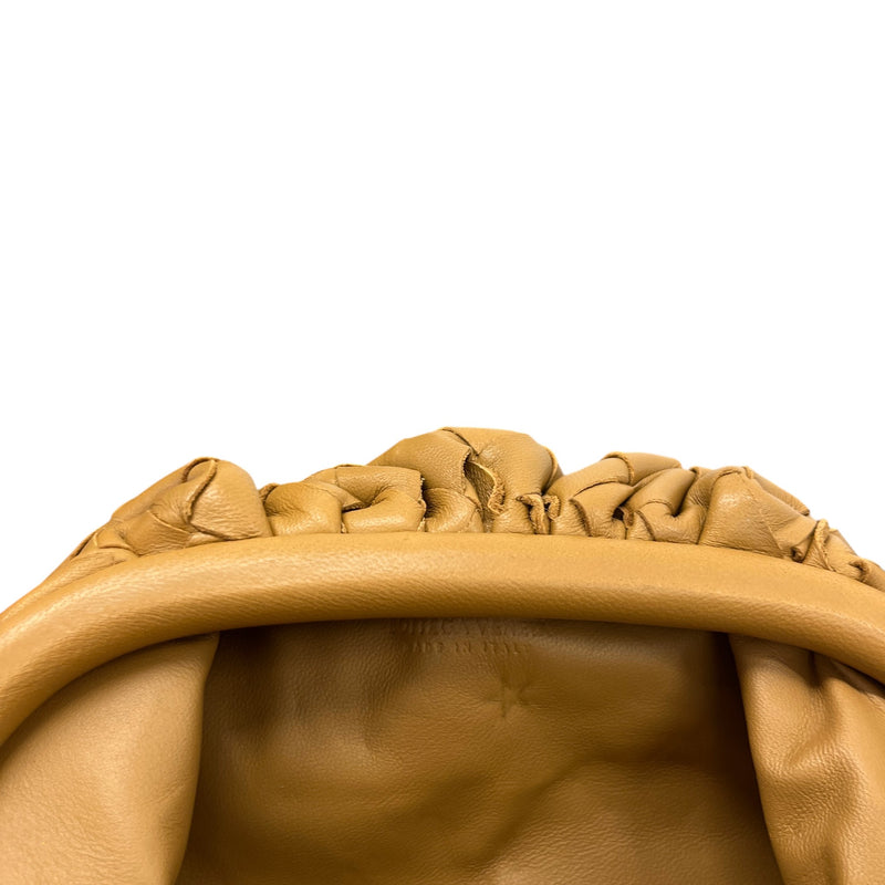 Women's Intrecciato Woven Crossbody Pouch Tan
