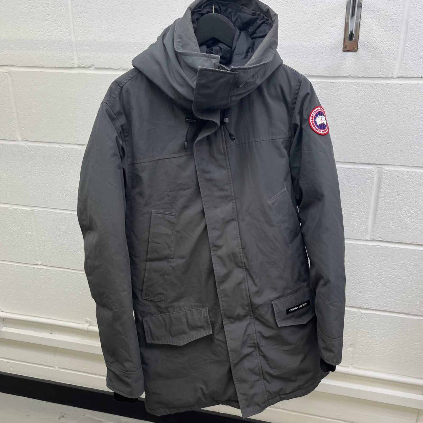Men's Langford Parka Down Jacket Grey Size M - Photo 9