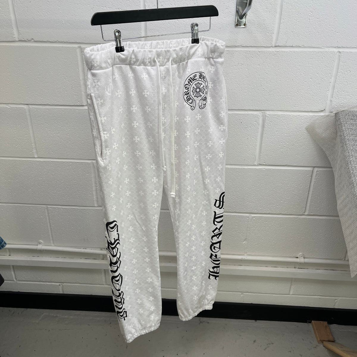 Men's Plus Cross Joggers White Size M / W32 - Photo 10