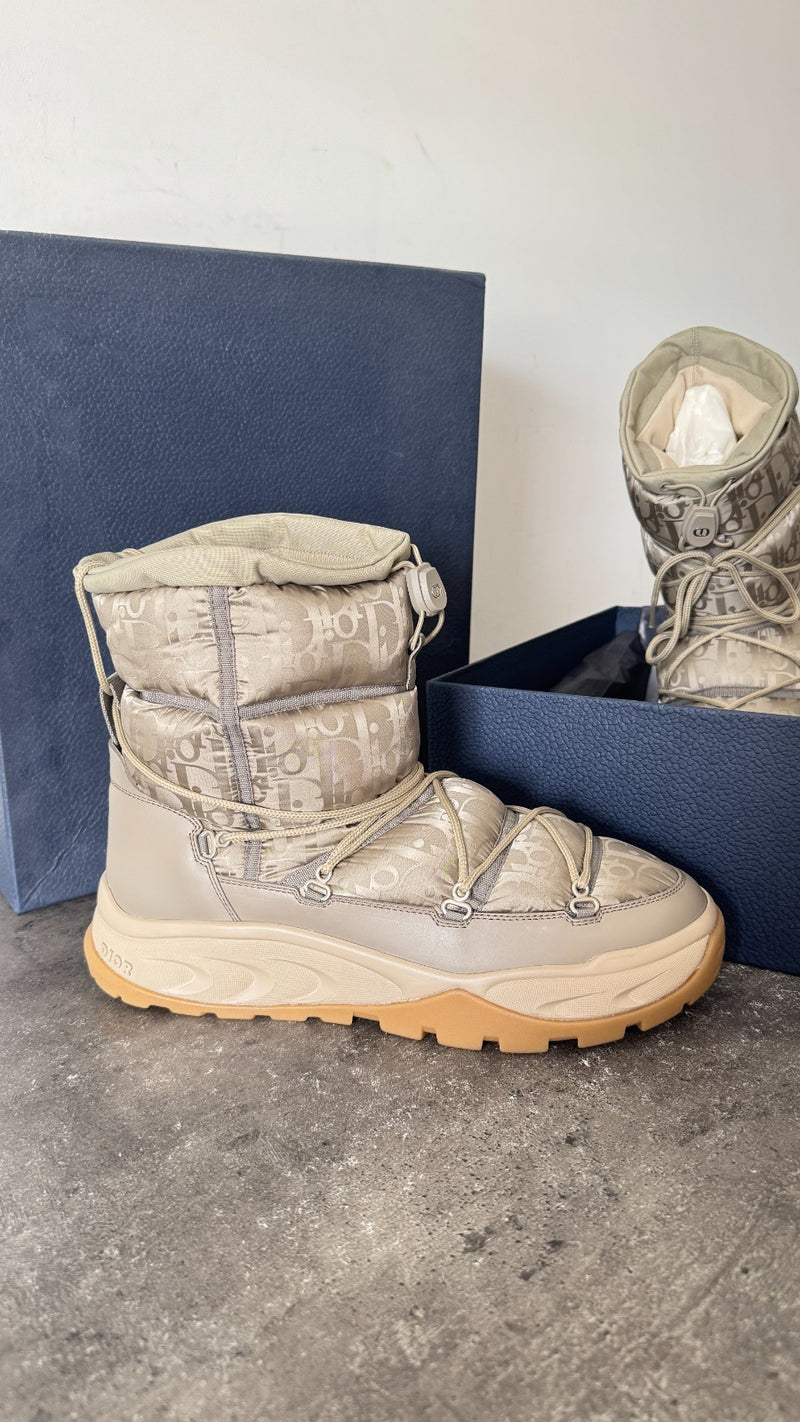Dior Men's Oblique Nylon Snow Boots Beige Size 9