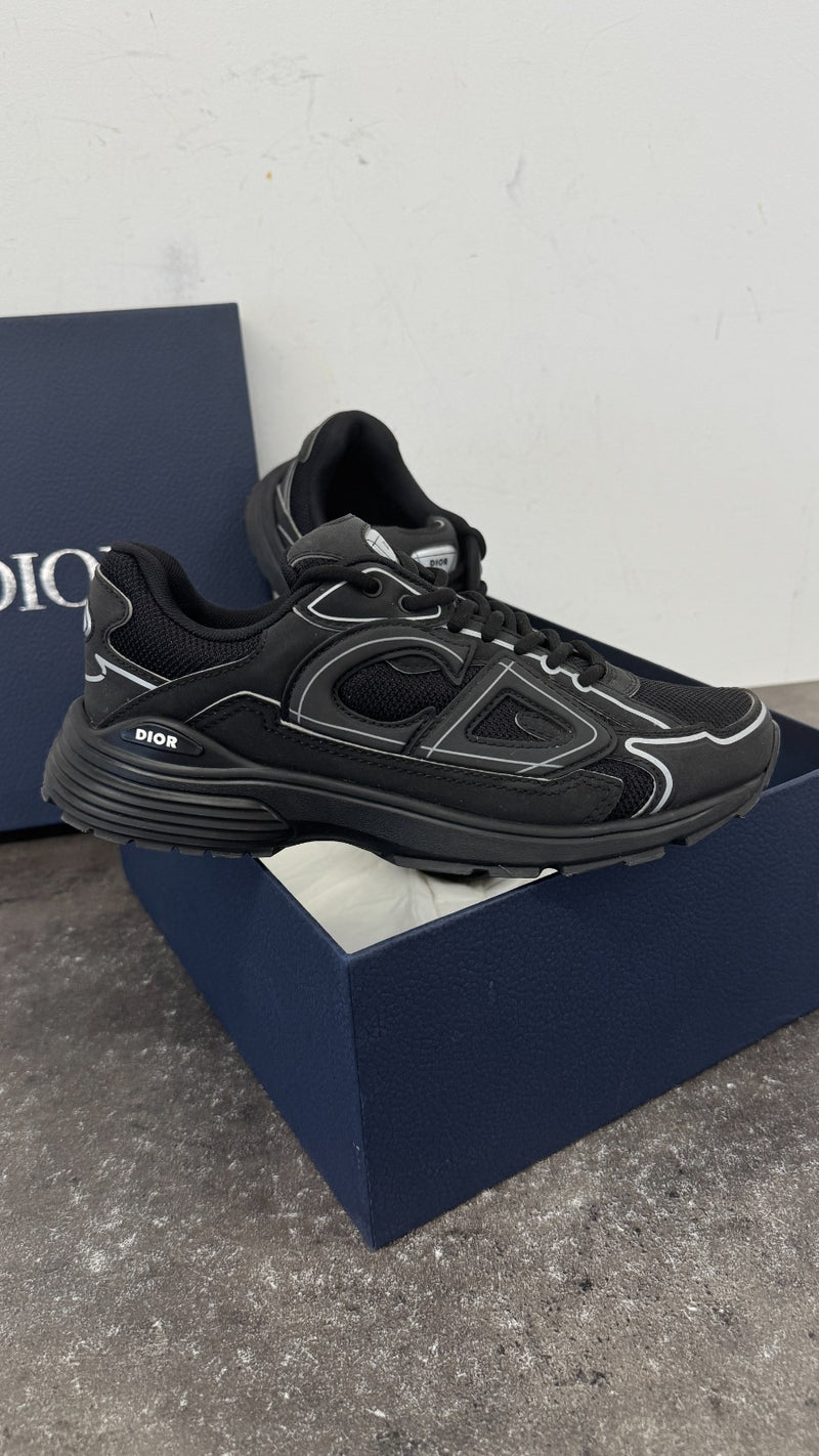 Men's B30 Low Trainers Black Size UK 5.5 / EU 39.5