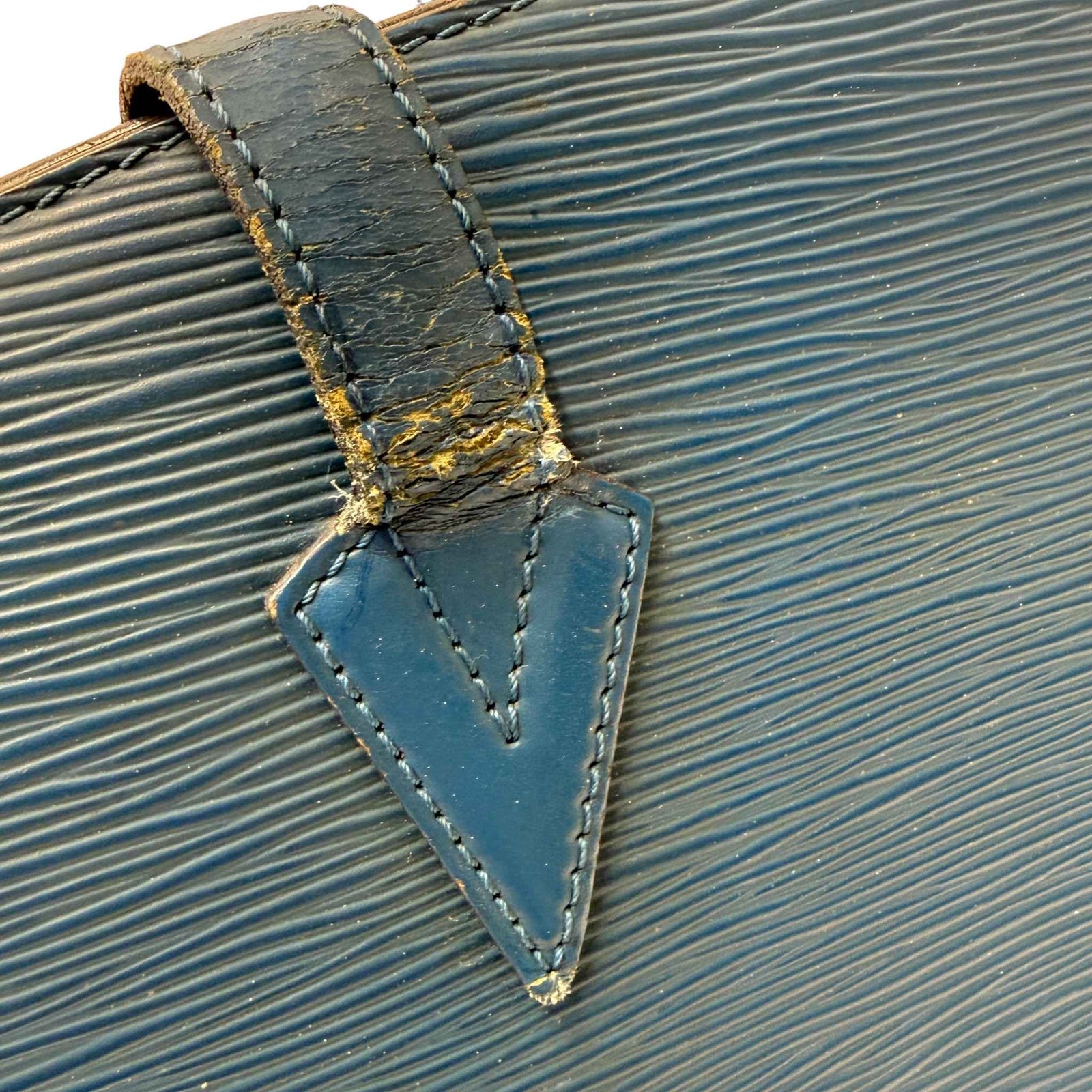 Women's Epi Saint Jacques Handbag Blue - Photo 14