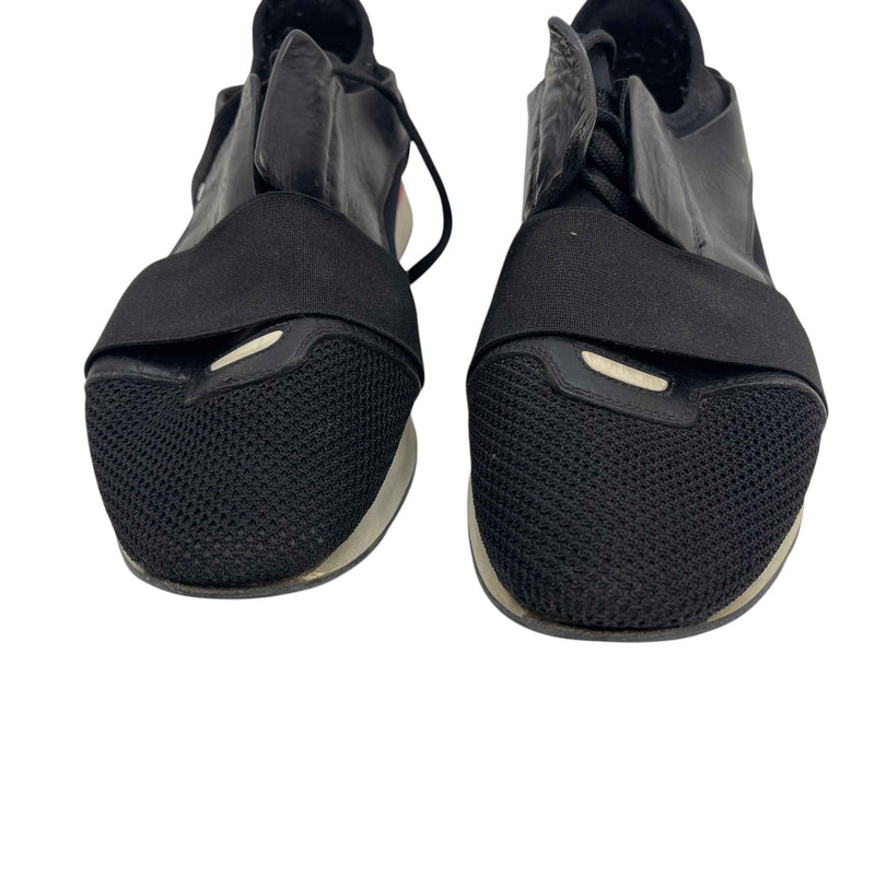 Men's Race Runner Low Trainers Black Size EU 41 / UK 7