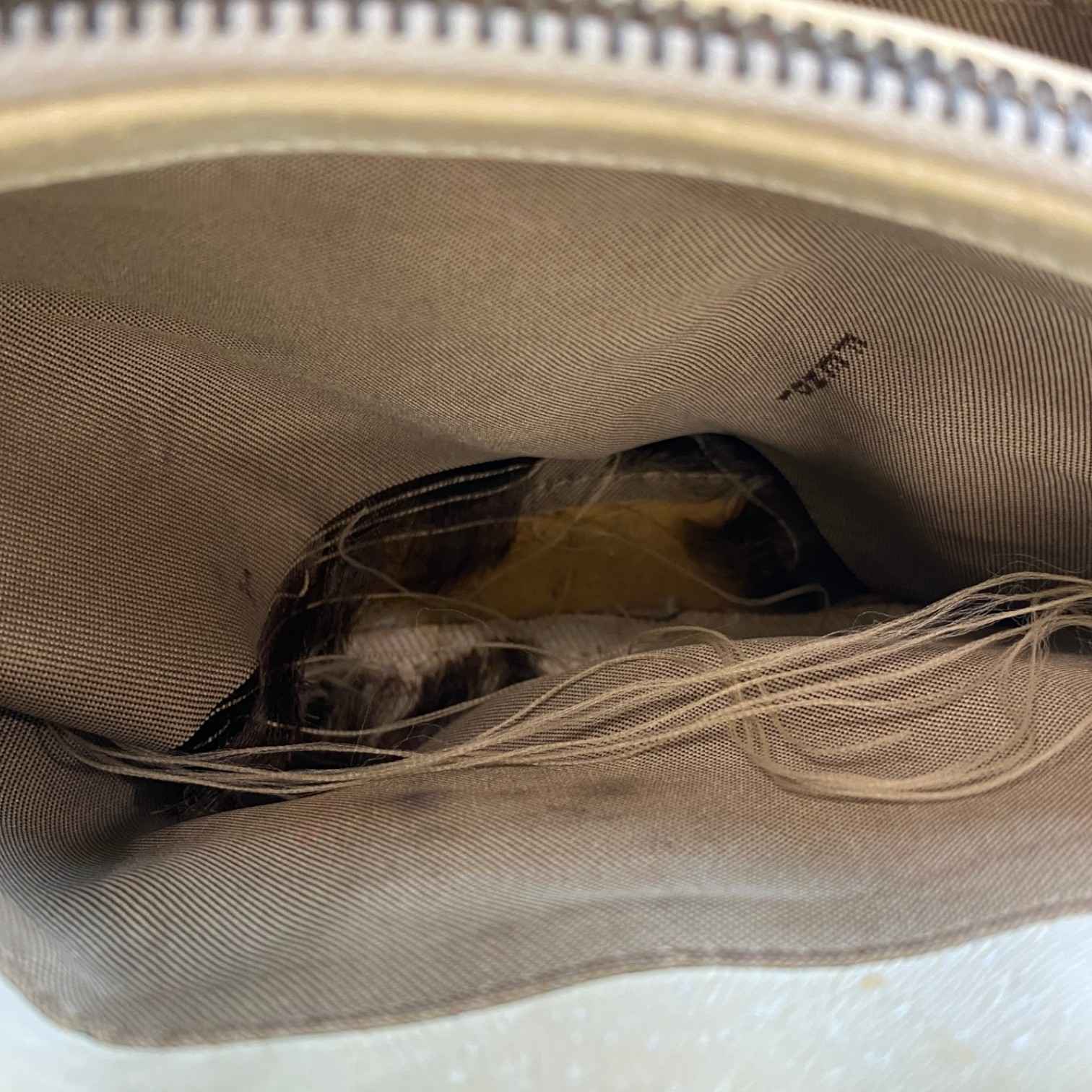 Women's Zucca Monogram Shoulder Bag Cream - Photo 16