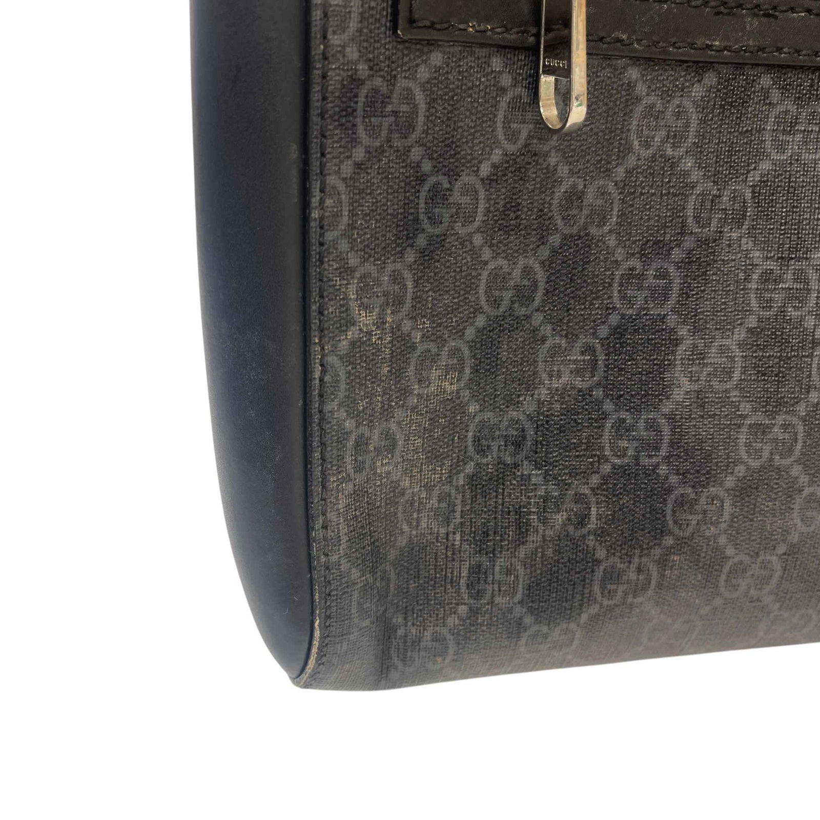 Men's Gg Supreme Messenger Bag Black - Photo 9