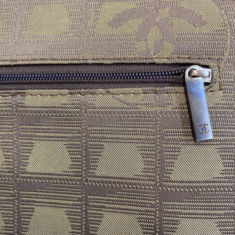 Women's New Travel Line Wallet On Chain Bag Brown