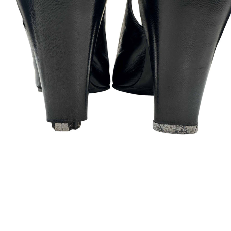 Women's Monogram Toe Cap Mules Black Size EU 37.5 / UK 4.5
