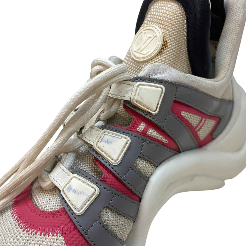 Women's Lv Archlight Low Trainers White Size EU 39 / UK 6