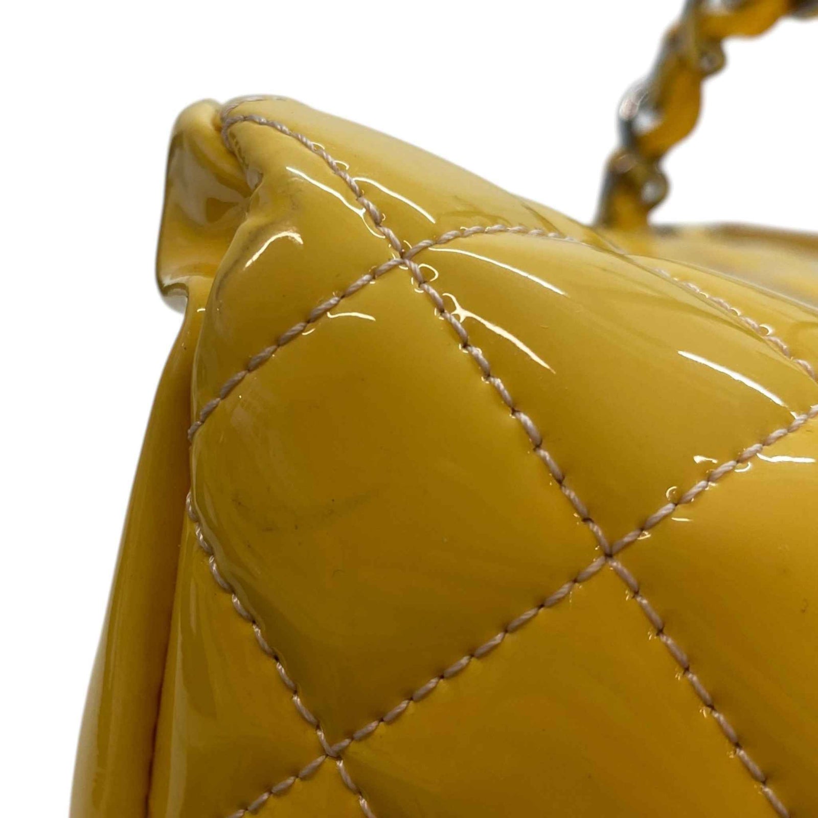 Women's Mademoiselle Bowling Patent Bag Yellow - Photo 16
